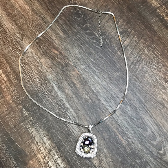 Silver toned multi stones pendant 31” necklace - Picture 3 of 7